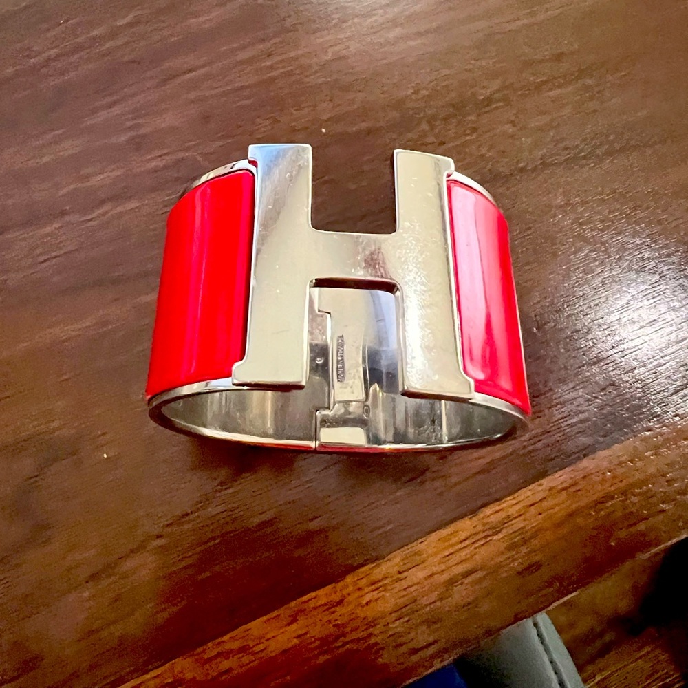 Authentic Hermes clic clac